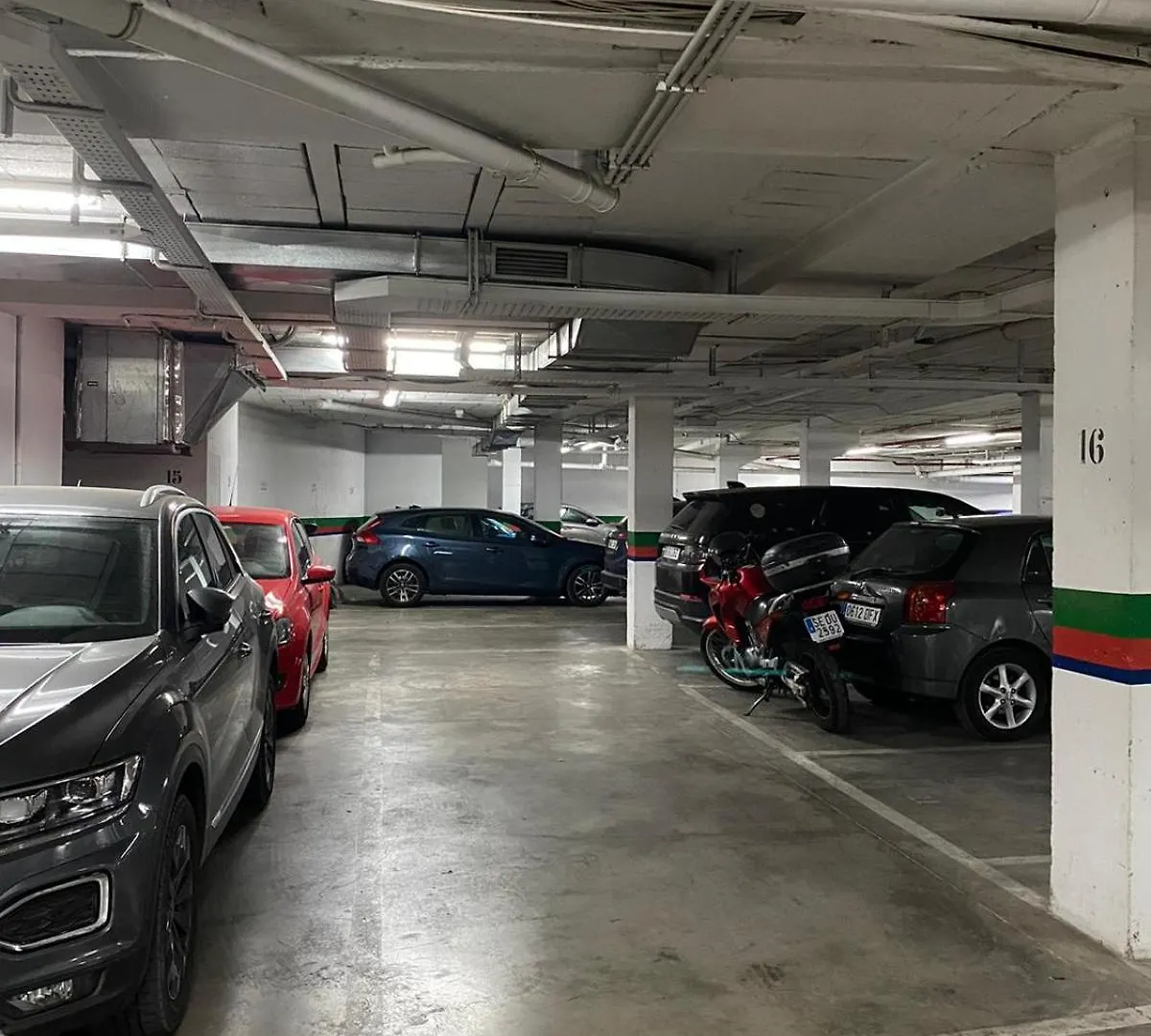 Atico Deluxe Con Parking Apartment Seville