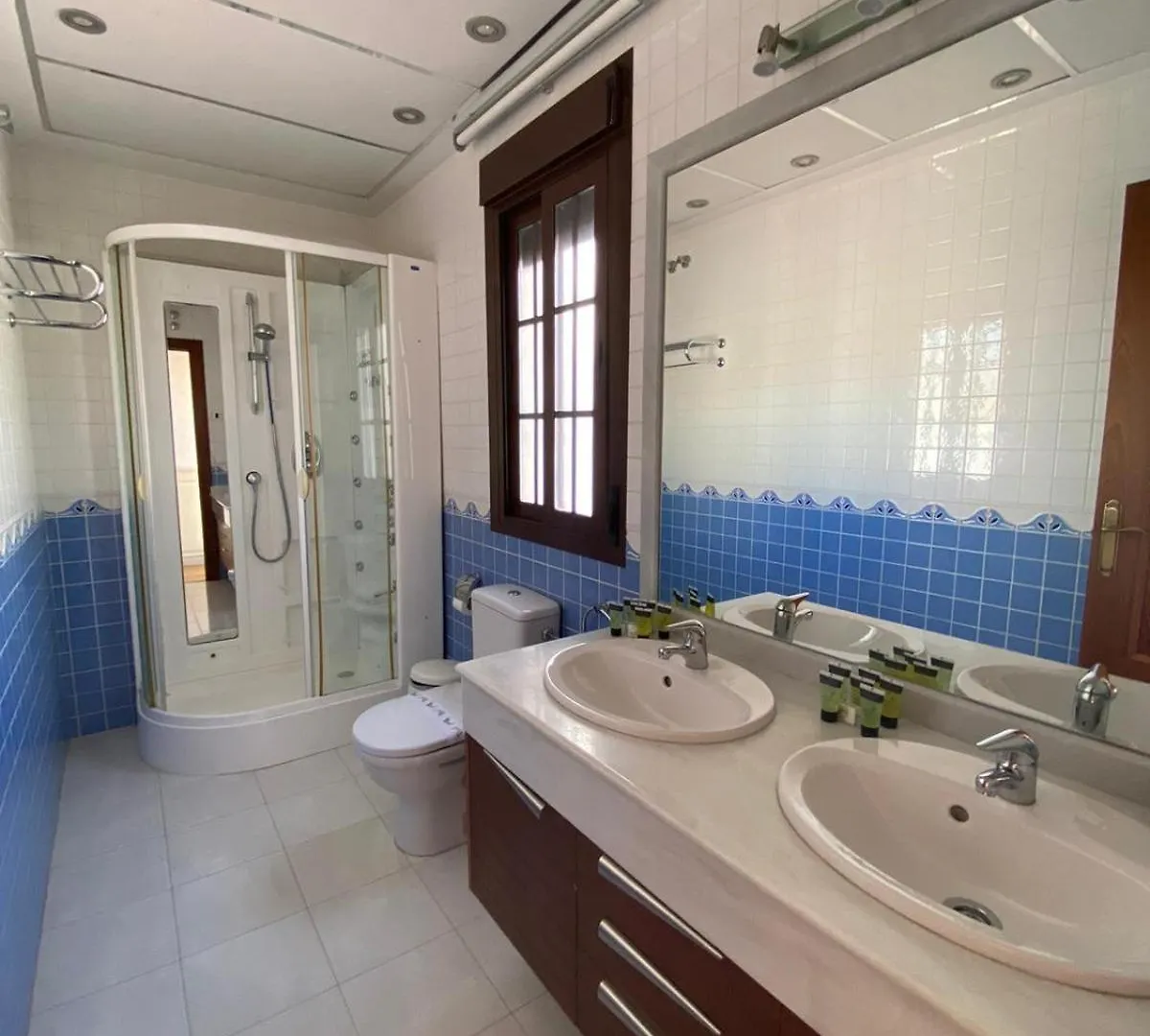 Atico Deluxe Con Parking Apartment Seville
