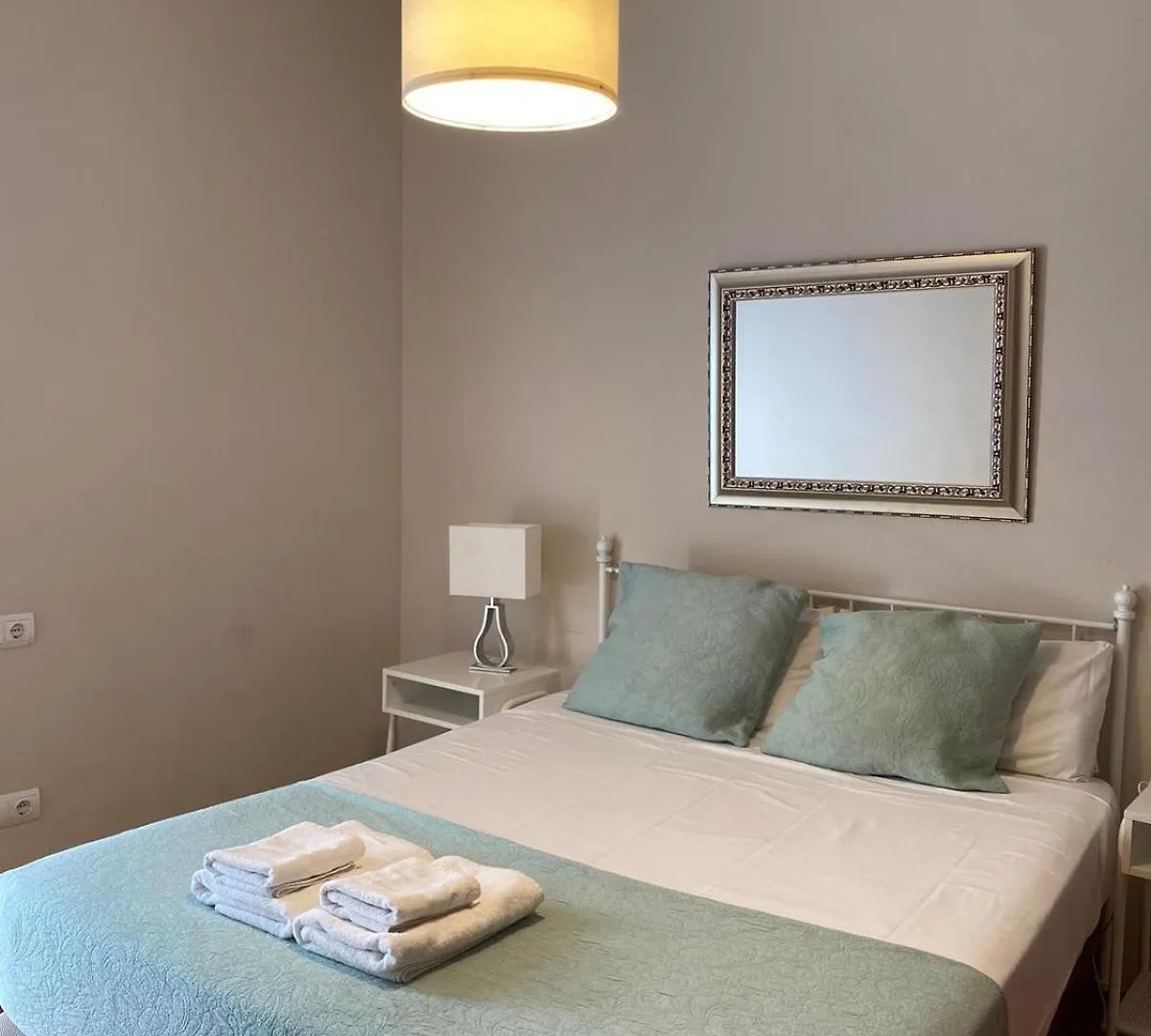 Atico Deluxe Con Parking Apartment Seville Spain